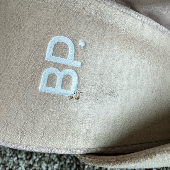 Chunky Nude Mule Heels - Picture 5 of 6